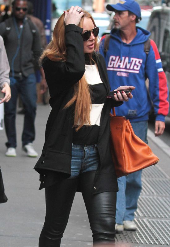 Ubrała się tak po raz trzeci! (FOTO) Ubrała się tak po raz trzeci! (FOTO)