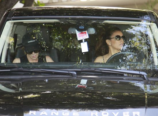 Eva Longoria potrafi być skromna (FOTO) Eva Longoria potrafi być skromna (FOTO)