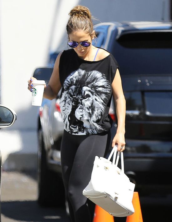 Myśleliście, że Jennifer Lopez ma burzę włosów? Błąd! (FOTO)