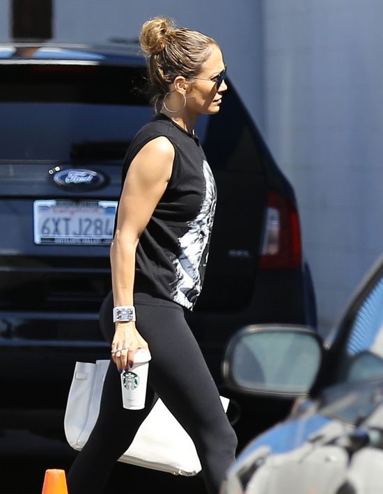 Myśleliście, że Jennifer Lopez ma burzę włosów? Błąd! (FOTO)