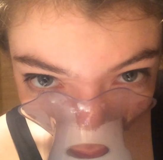 Lorde jest chora! (FOTO)