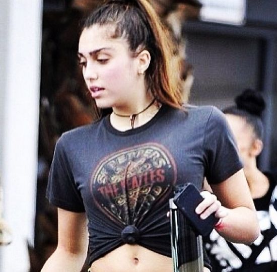 Jak wyglądała córka Madonny na balu maturalnym? (FOTO) Jak wyglądała córka Madonny na balu maturalnym? (FOTO)