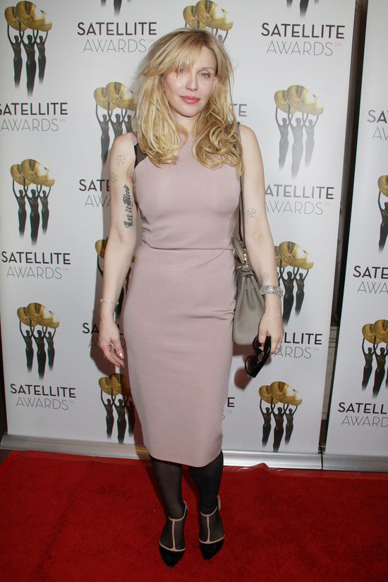 Courtney Love wygląda coraz lepiej? (FOTO)