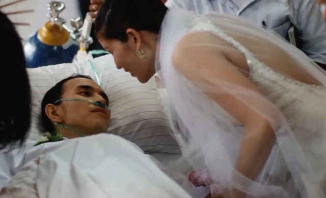 Ślub tuż przed śmiercią! (VIDEO) Ślub tuż przed śmiercią! (VIDEO)