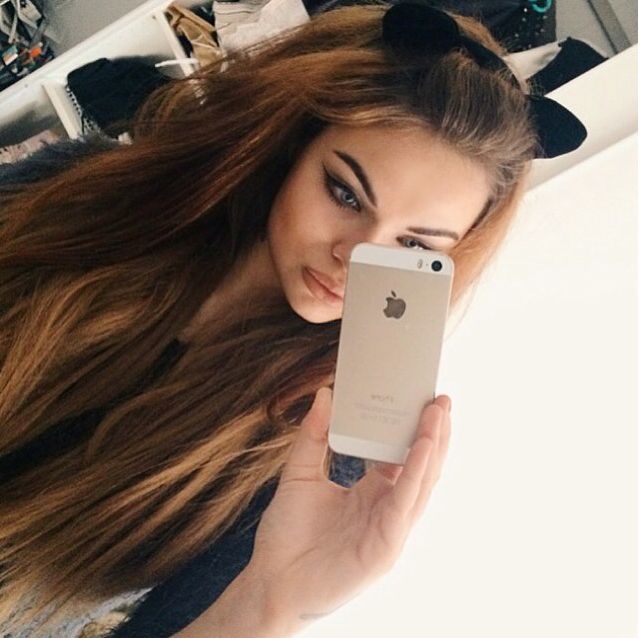 Luxuria Astaroth rozpoczyna karierę muzyczną