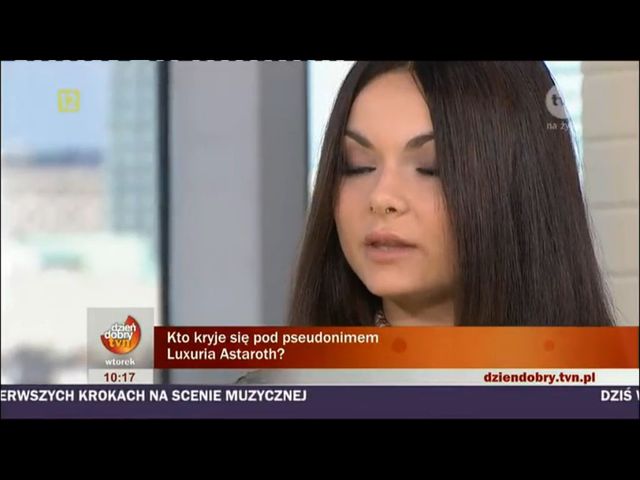 Luxuria Astaroth: Pluję szatanowi w twarz!