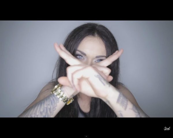 Luxuria Astaroth w nowym teledysku Z Ziemi Do Gwiazd [VIDEO]