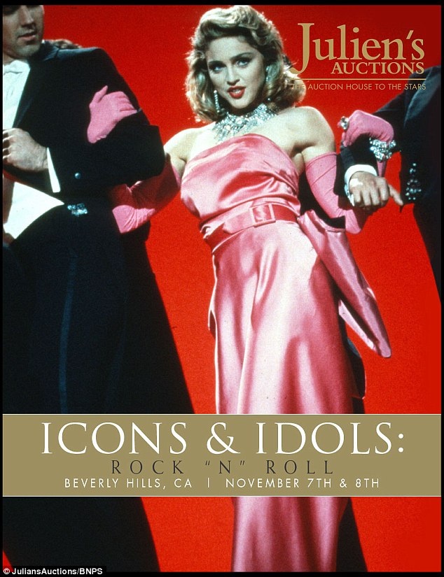 Kultowe suknie Madonny wystawione na sprzedaż! Kultowe suknie Madonny wystawione na sprzedaż!