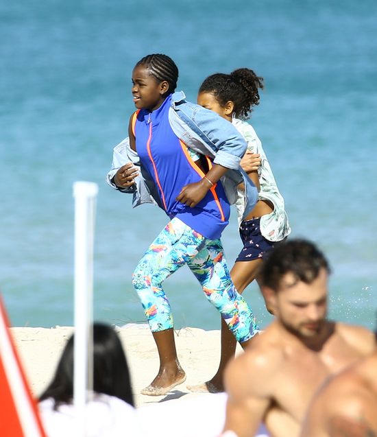 Madonna przyłapana na rodzinnych wakacjach (FOTO) Madonna przyłapana na rodzinnych wakacjach (FOTO)