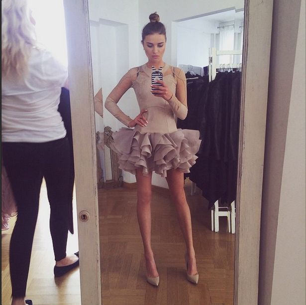 Te nogi nie należą do modelki (Instagram)