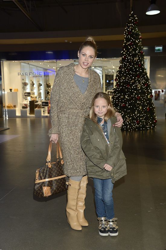 Modra i Szczawińska zabrały córki na salony (FOTO) Modra i Szczawińska zabrały córki na salony (FOTO)