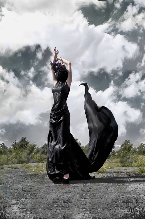 Magda Roman w roli księdza (FOTO)