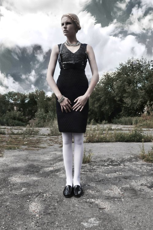 Magda Roman w roli księdza (FOTO)