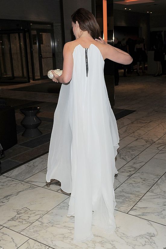 Damy w bieli na Balu Dobroczynności (FOTO)