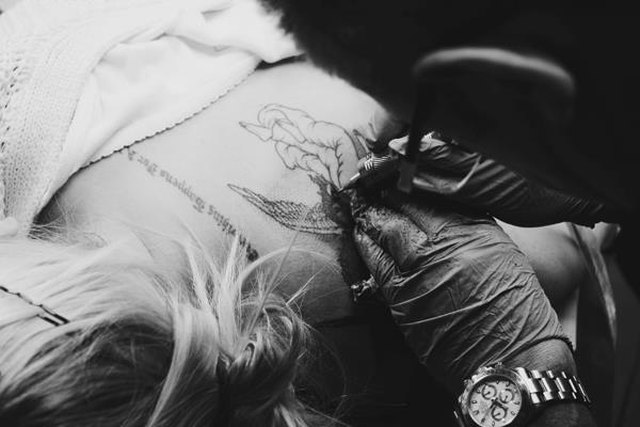 Sablewska chwali się nowym tatuażem (FOTO) Sablewska chwali się nowym tatuażem (FOTO)