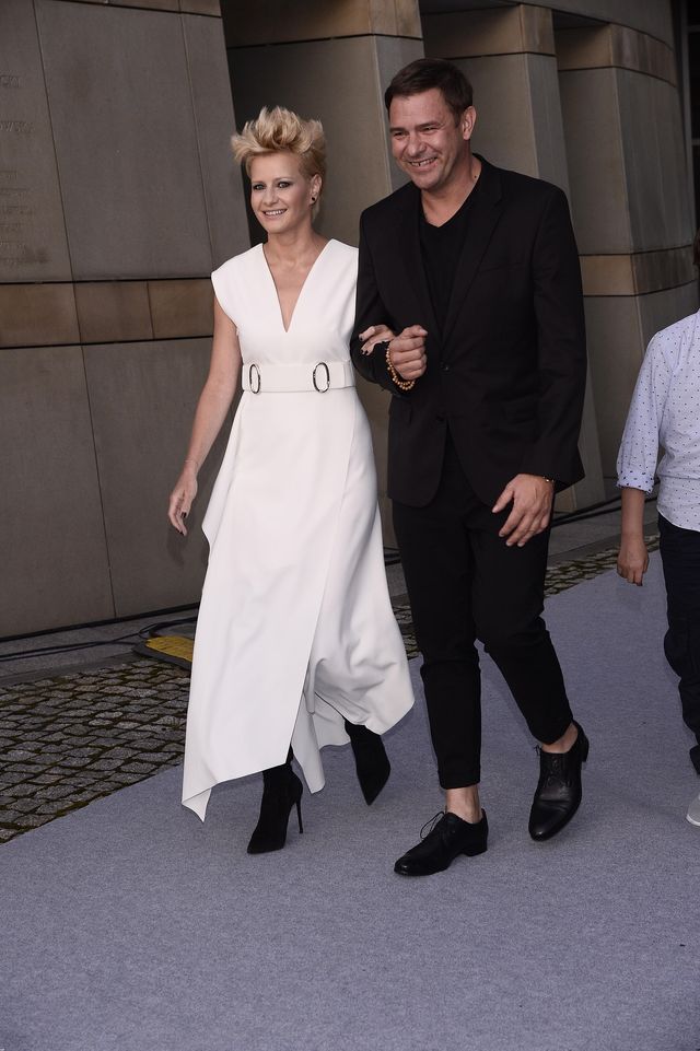 Na ramówkach TVP zaskakuje odważnym lookiem - jak było tym razem? (ZDJĘCIA) Na ramówkach TVP zaskakuje odważnym lookiem - jak było tym razem? (ZDJĘCIA)