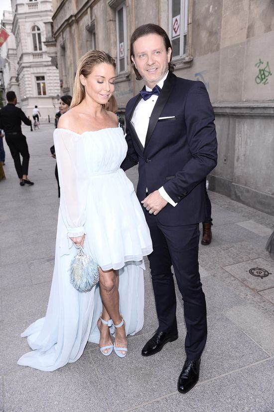 Nowe zdjęcia Małgrzaty Rozenek i Radka ze ślubu? Nie...