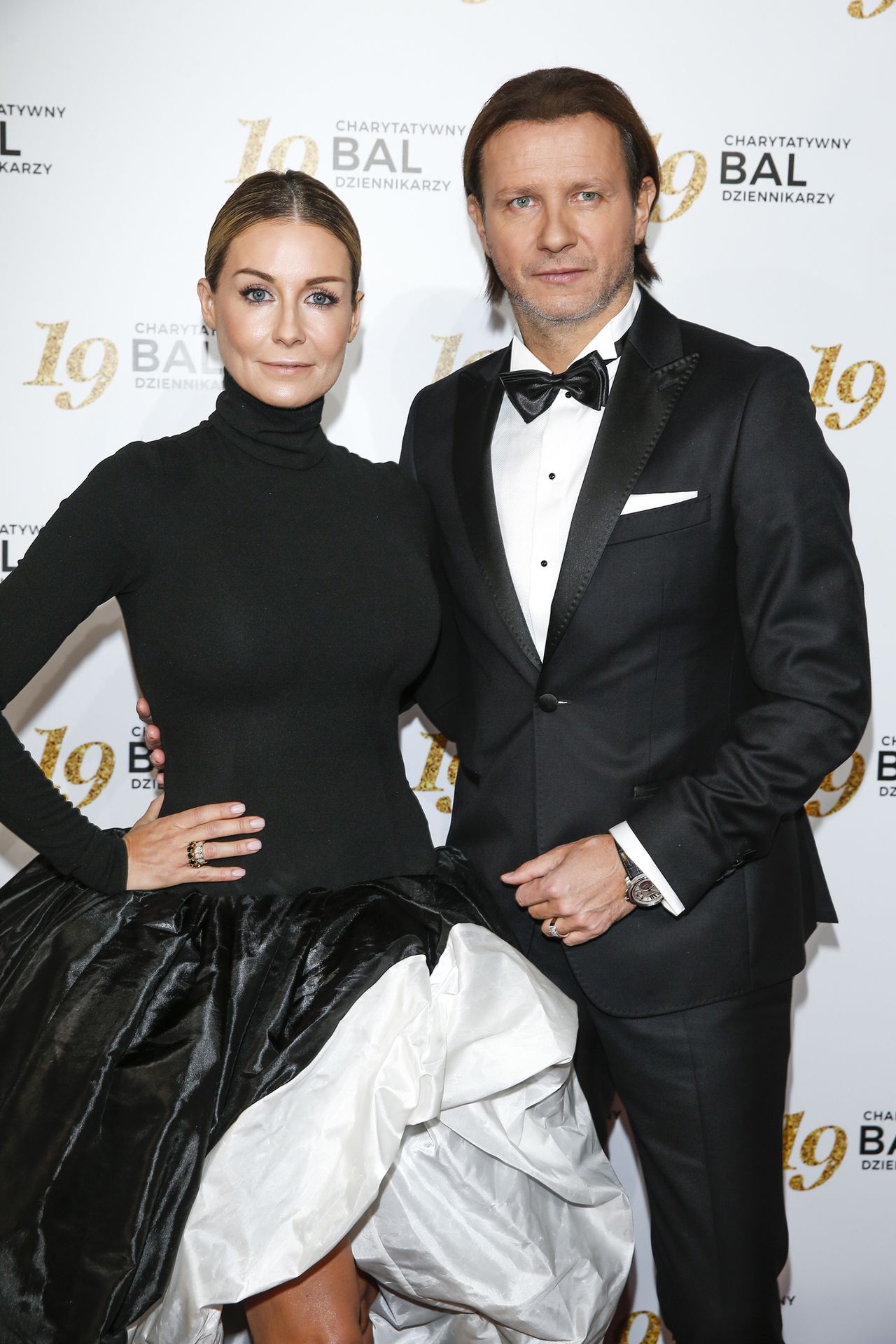 Małgorzata Rozenek-Majdan w sukni z trenem na Balu Dziennikarzy (ZDJĘCIA) Małgorzata Rozenek-Majdan w sukni z trenem na Balu Dziennikarzy (ZDJĘCIA)