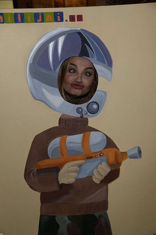 Małgorzata Socha błaznuje przed aparatem (FOTO) Małgorzata Socha błaznuje przed aparatem (FOTO)