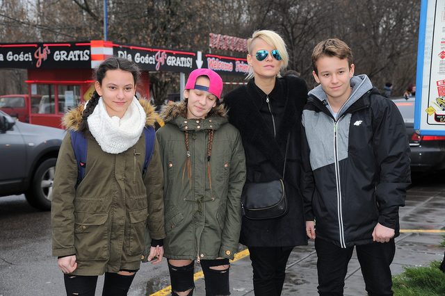 Mandaryna zabrała dzieci na obiad z gwiazdami (FOTO)