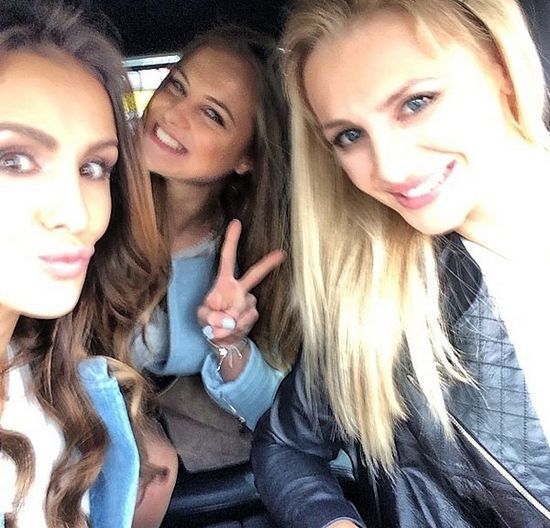 Siostry Mannei - która jest najpiękniejsza? (FOTO)