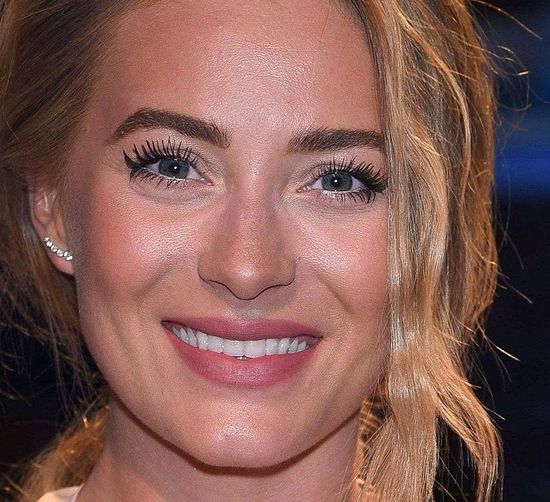 Wizażysta płakał jak malował Marcelinę Zawadzką? (FOTO)