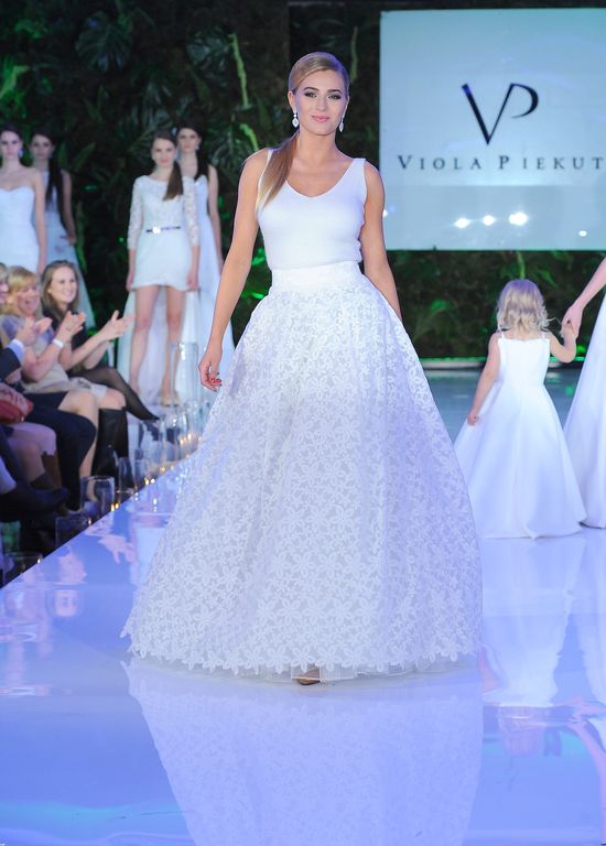 Gwiazdy na wybiegu na pokazie Violi Piekut (FOTO)