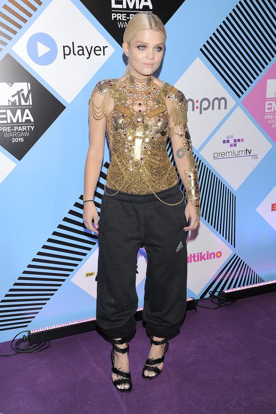 Ktoś chce udowodnić, że jednak jest seksbombą? (FOTO)