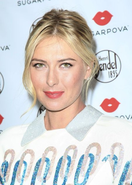 Maria Sharapova sprzedaje żelki Sugarpova (FOTO)