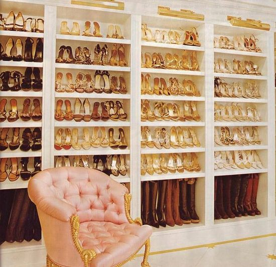 Chciałbyś mieszkać w garderobie Mariah Carey (FOTO)