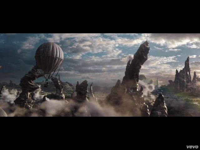 Nowa piosenka Mariah Carey - gwiazda jest w formie [VIDEO]