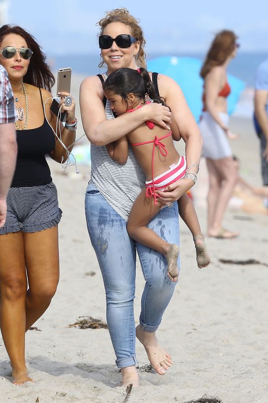 Mariah Carey przyłapana podczas urlopu (FOTO)