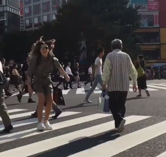 Zieleniejesz z zazdrości, gdy zobaczysz nowe video Mariny (VIDEO) Zieleniejesz z zazdrości, gdy zobaczysz nowe video Mariny (VIDEO)