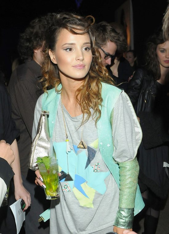 Marina weszła już do studia (FOTO) Marina weszła już do studia (FOTO)