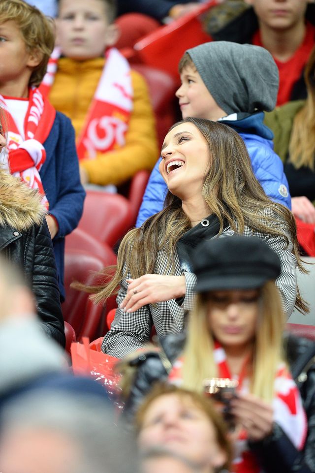 Zdjęcie Mariny ze stadionu wywołało BURZĘ: Olewałam 3 lata.. Zdjęcie Mariny ze stadionu wywołało BURZĘ: Olewałam 3 lata..