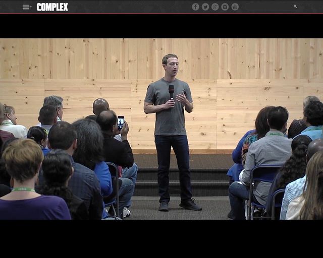 Mark Zuckerberg zdradza, dlaczego ciągle nosi jedną koszulkę