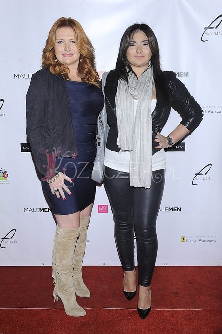 Celebrytki na charytatywnym pokazie mody (FOTO)