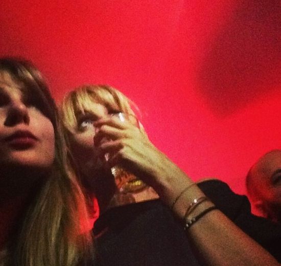 Marta Wierzbicka i Agnieszka Szulim imprezują razem Marta Wierzbicka i Agnieszka Szulim imprezują razem