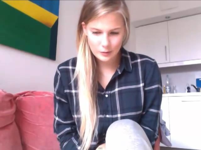 Marta Wierzbicka wciągała cukier puder (VIDEO) Marta Wierzbicka wciągała cukier puder (VIDEO)