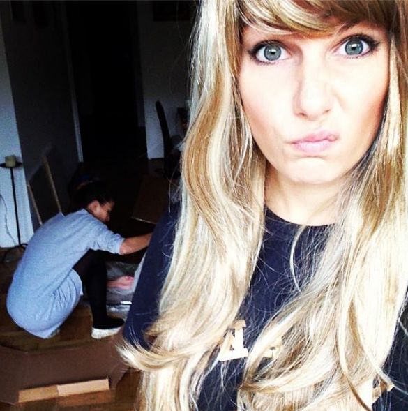 Kilka lat przed pokazaniem piersi w Playboyu... (FOTO)