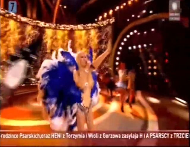 Maryla Rodowicz śmieje się ze swojego kostiumu na Sylwestra