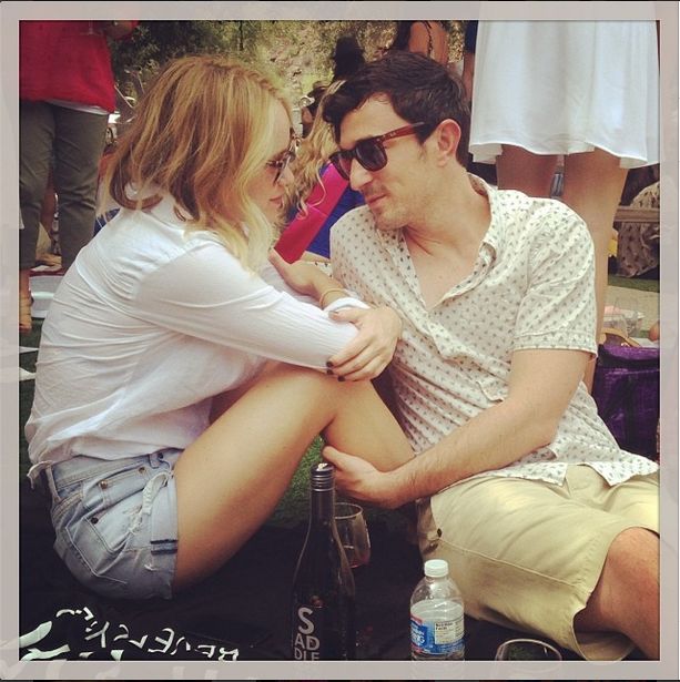 Chłopak gwiazdy Glee znaleziony martwy w hotelu!