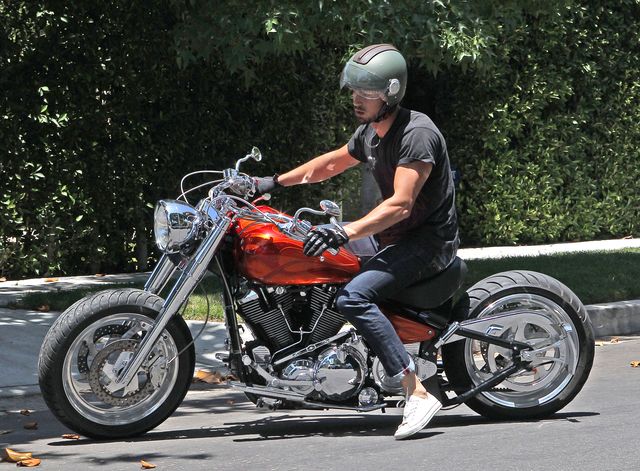 Ciężarna Lea Michele przyłapana z chłopakiem (FOTO)