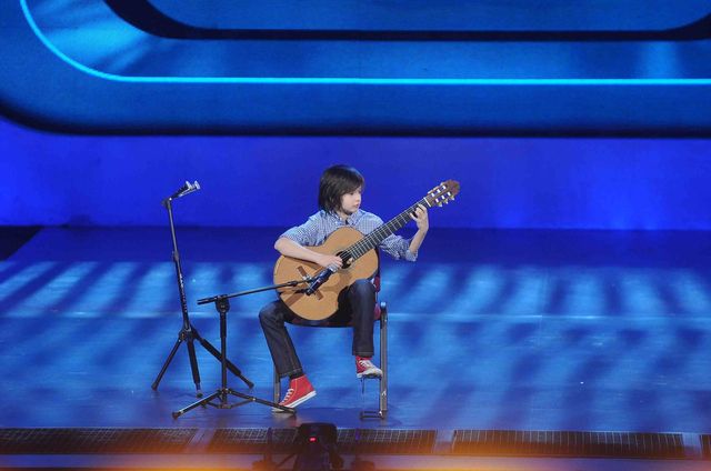 Marcin Patrzałka - Genialny 14-letni gitarzysta w MBTM Marcin Patrzałka - Genialny 14-letni gitarzysta w MBTM