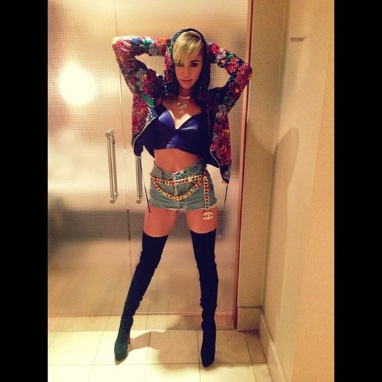 Biorą przykład z Miley Cyrus? (FOTO) Biorą przykład z Miley Cyrus? (FOTO)