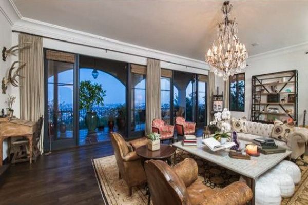 Megan Fox sprzedaje dom! (FOTO) Megan Fox sprzedaje dom! (FOTO)