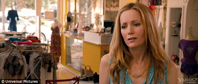 Megan Fox - czy te piersi są prawdziwe? (VIDEO) Megan Fox - czy te piersi są prawdziwe? (VIDEO)