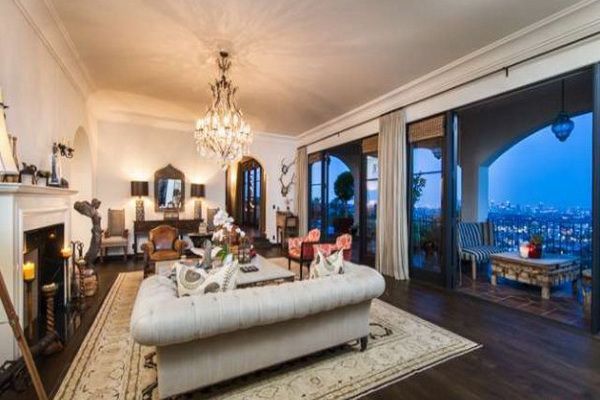 Megan Fox sprzedaje dom! (FOTO) Megan Fox sprzedaje dom! (FOTO)