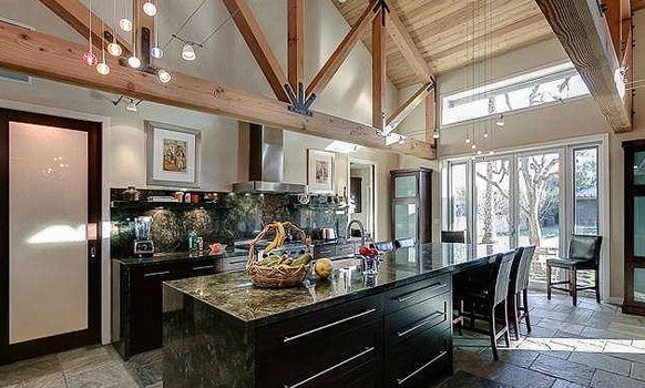 Nowe gniazdko Megan Fox (FOTO)