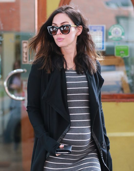 Megan Fox z coraz większym ciążowym brzuchem (FOTO)